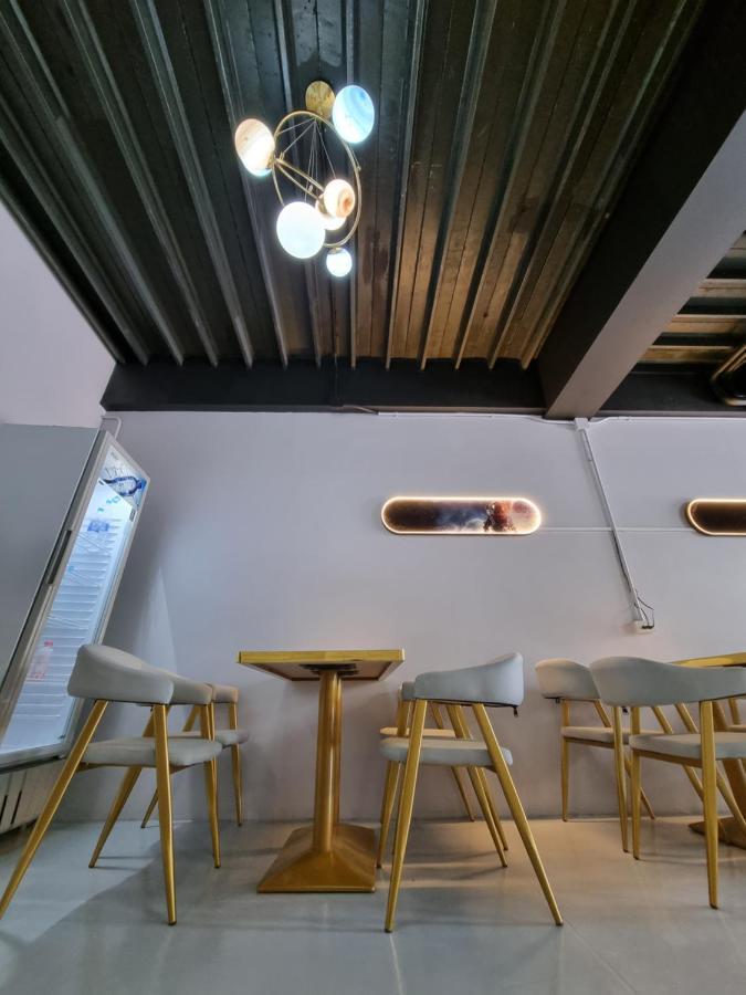 Met A Space Pod @Phrom Phong Bangkok Eksteriør billede