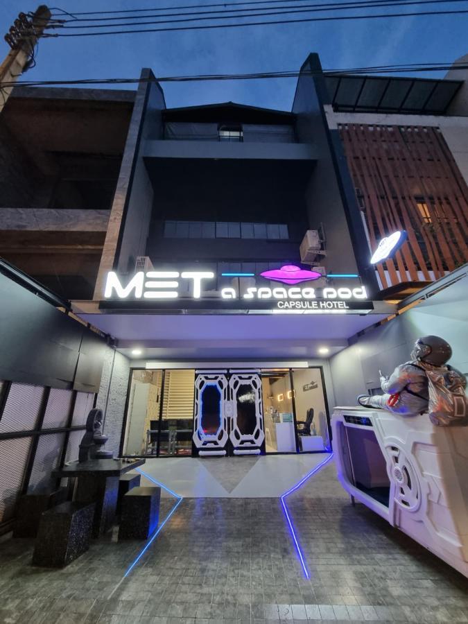 Met A Space Pod @Phrom Phong Bangkok Eksteriør billede